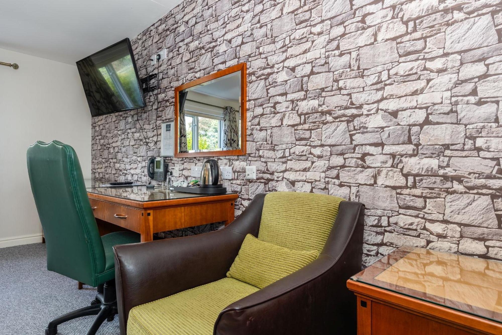 The Kellbank Hotel Gosforth  Buitenkant foto